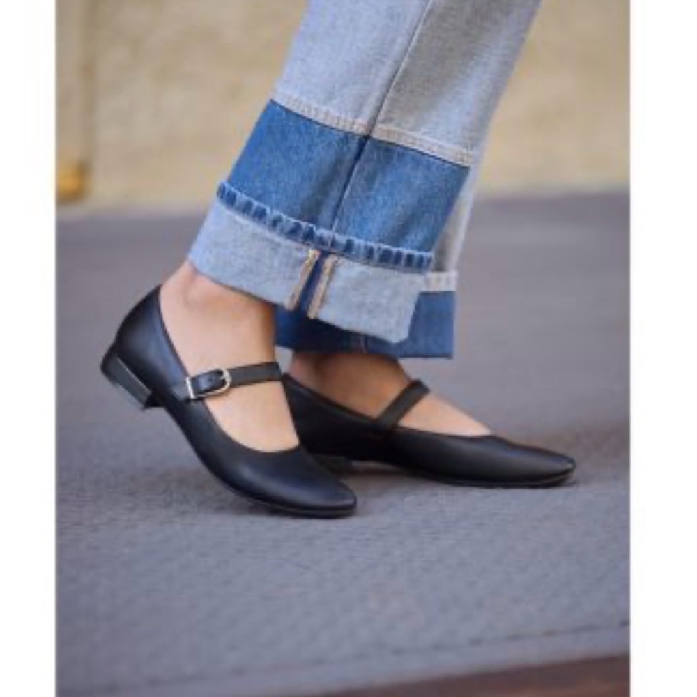 LifeStride Women’s Cameo Mary Jane Ballet Flats